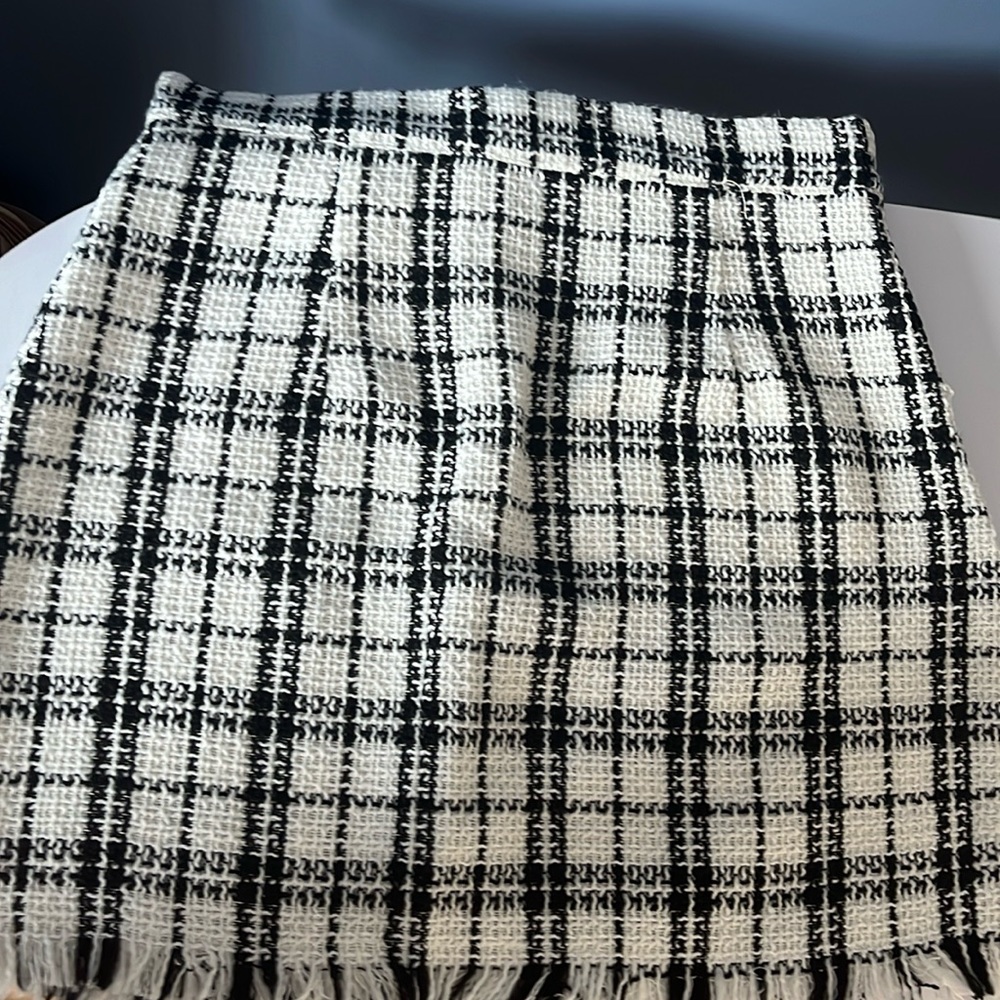 Tweed skirt